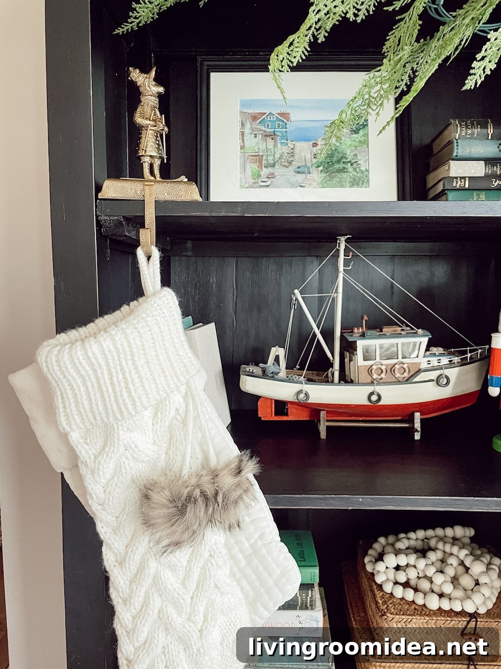 Christmas Home Tour 2021: Festive Decor Ideas & Inspiration 16 img 140185 15 1