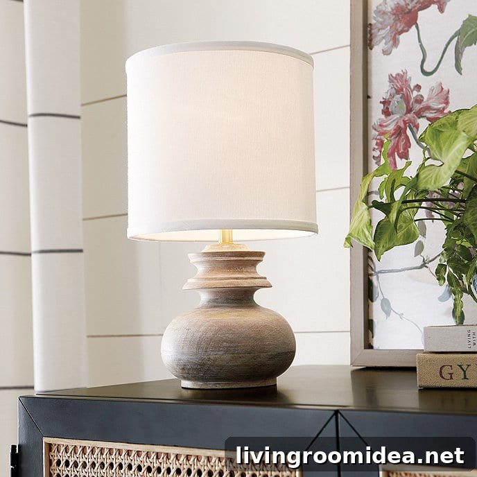 Mini Table Lamps and Accent Lighting Ideas for Cozy Rooms 6 Wood mini accent table lamp
