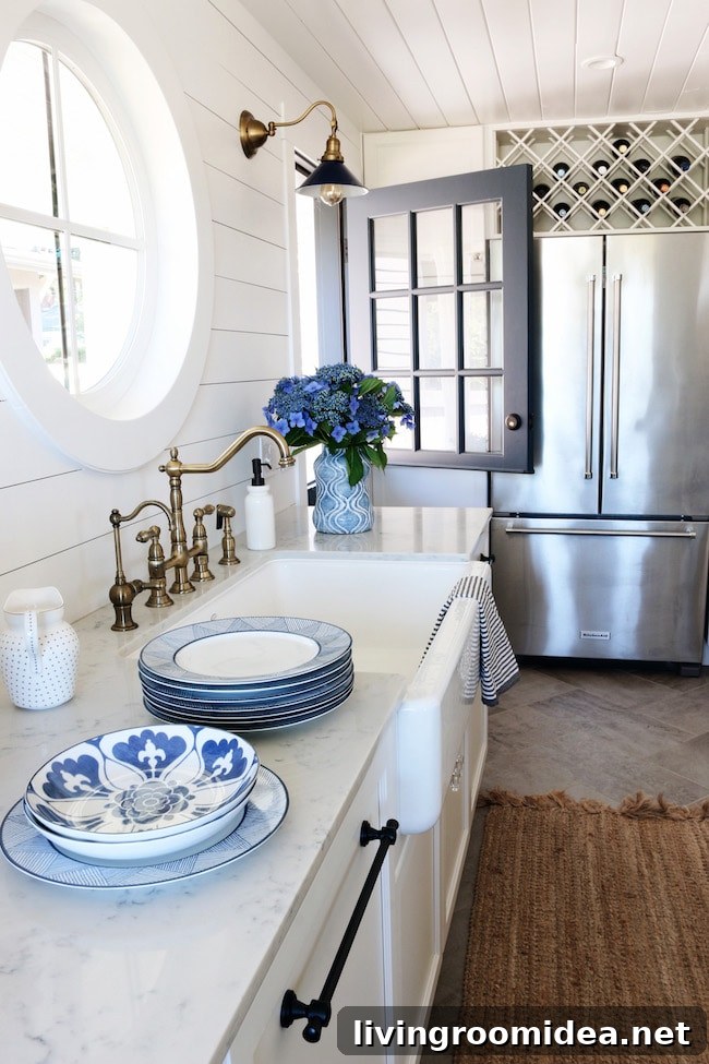 Home Decor & Furniture Sale: Top Presidents' Day Weekend Picks 10 Blue and white dishes