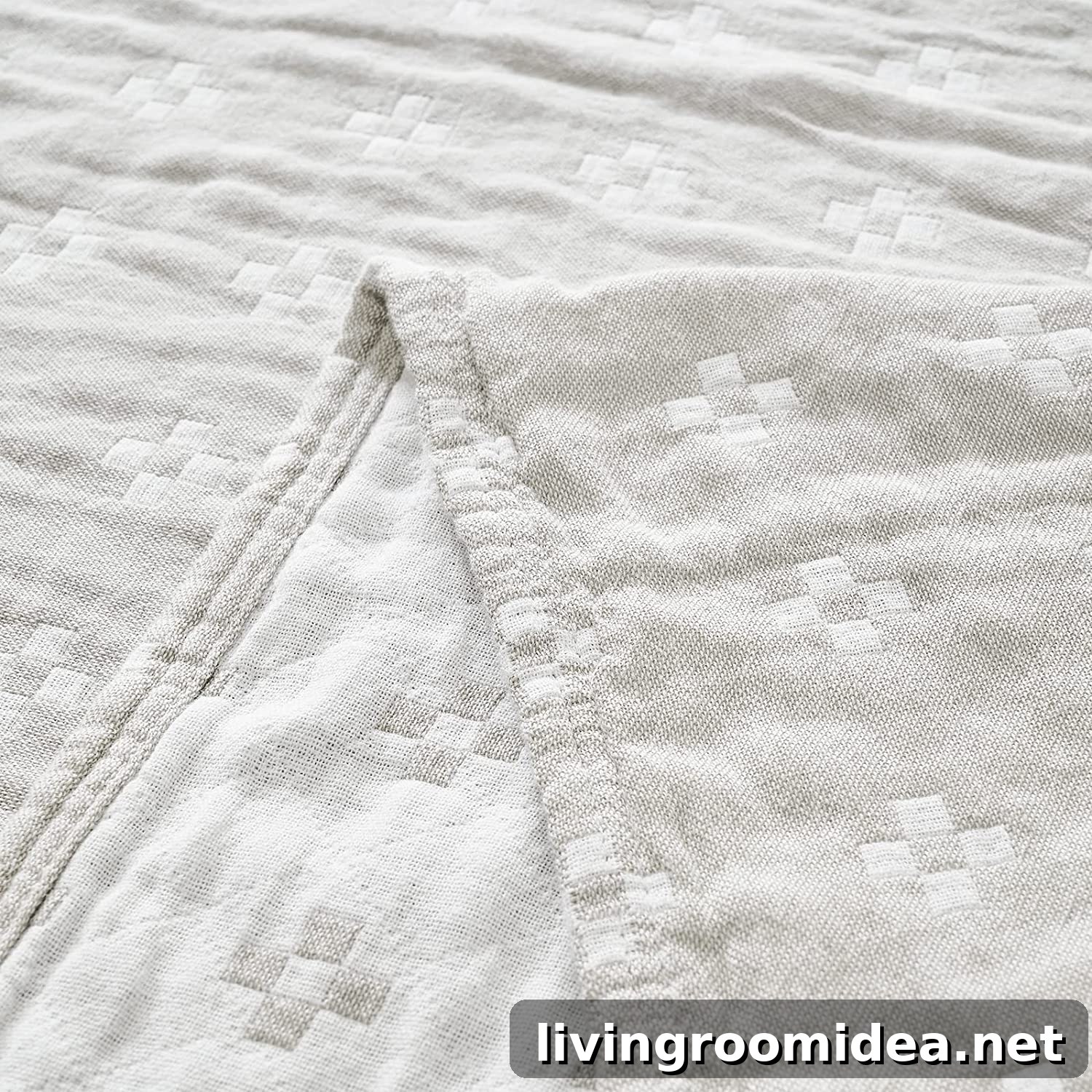 Reversible Throw Blankets for Sofas, Beds, and Chairs 8 img 144987 7 1