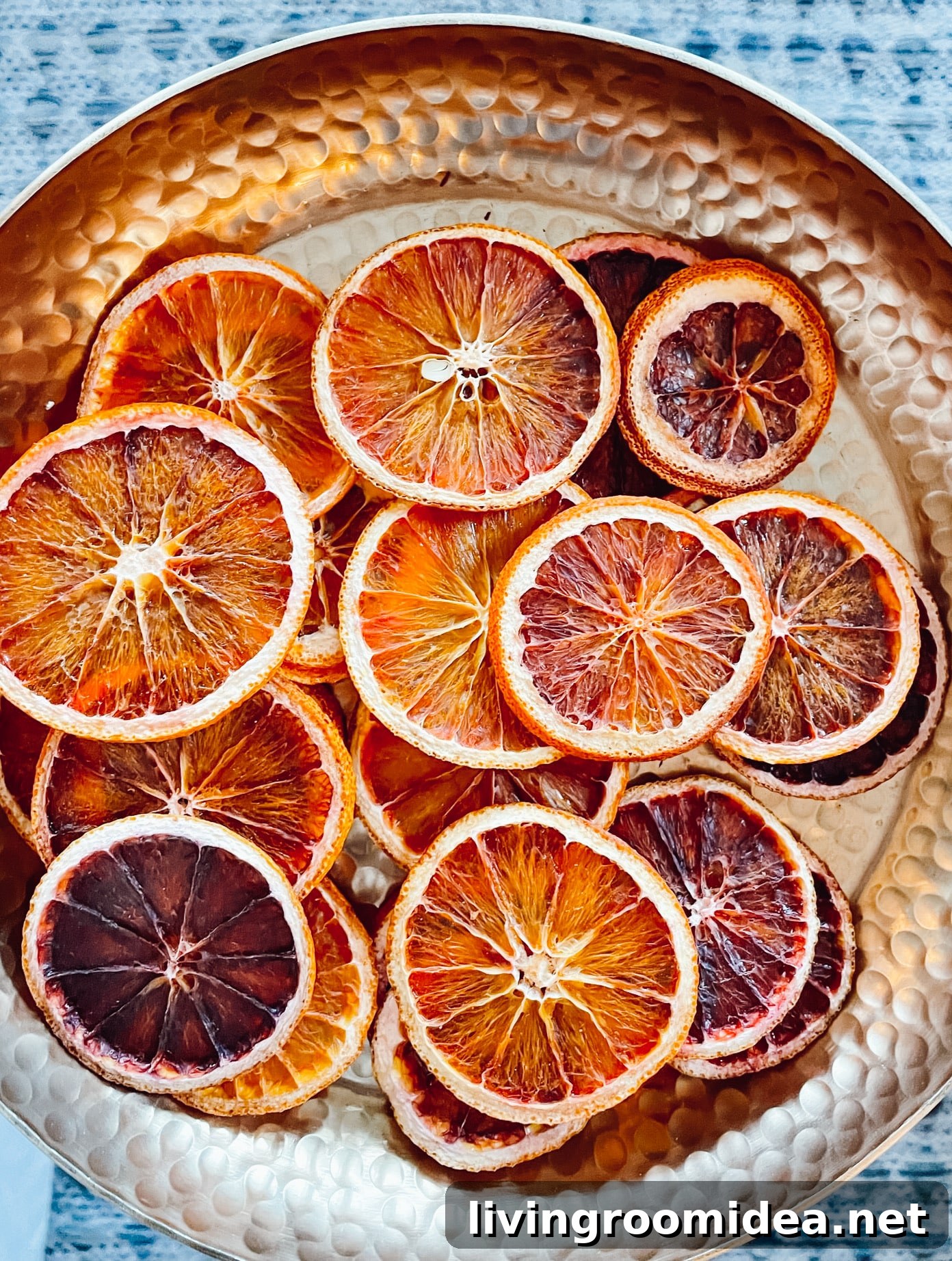 Blood red oranges for decorating