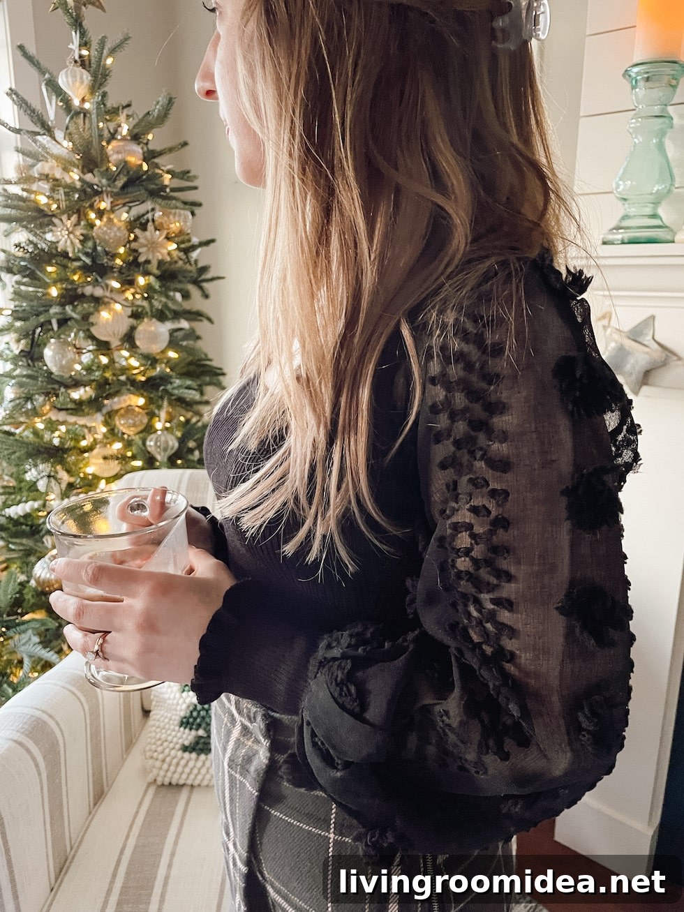 3 Chic Winter and Holiday Outfit Ideas 11 img 149051 10 1