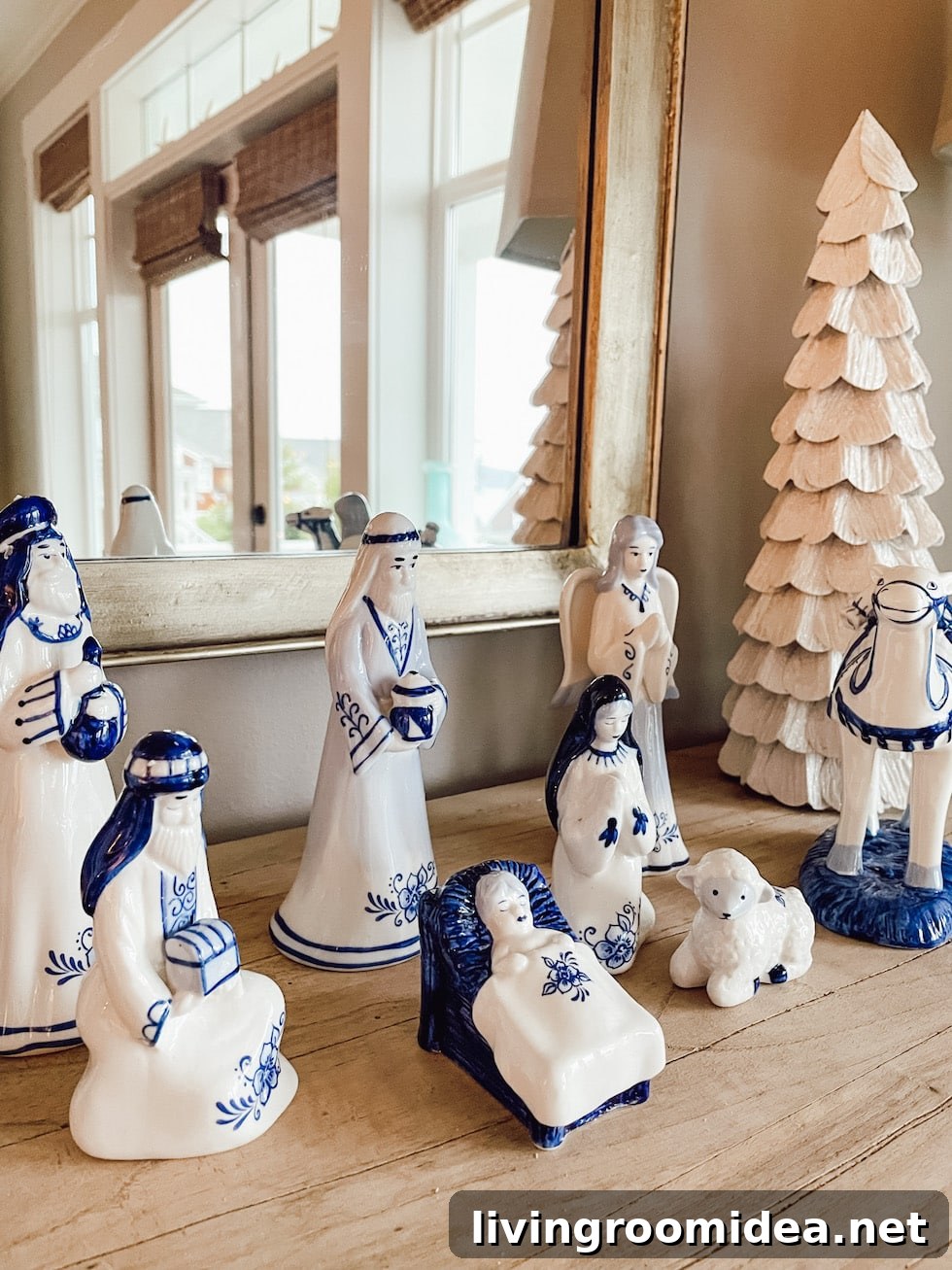 Nativity Set: Blue and White Chinoiserie