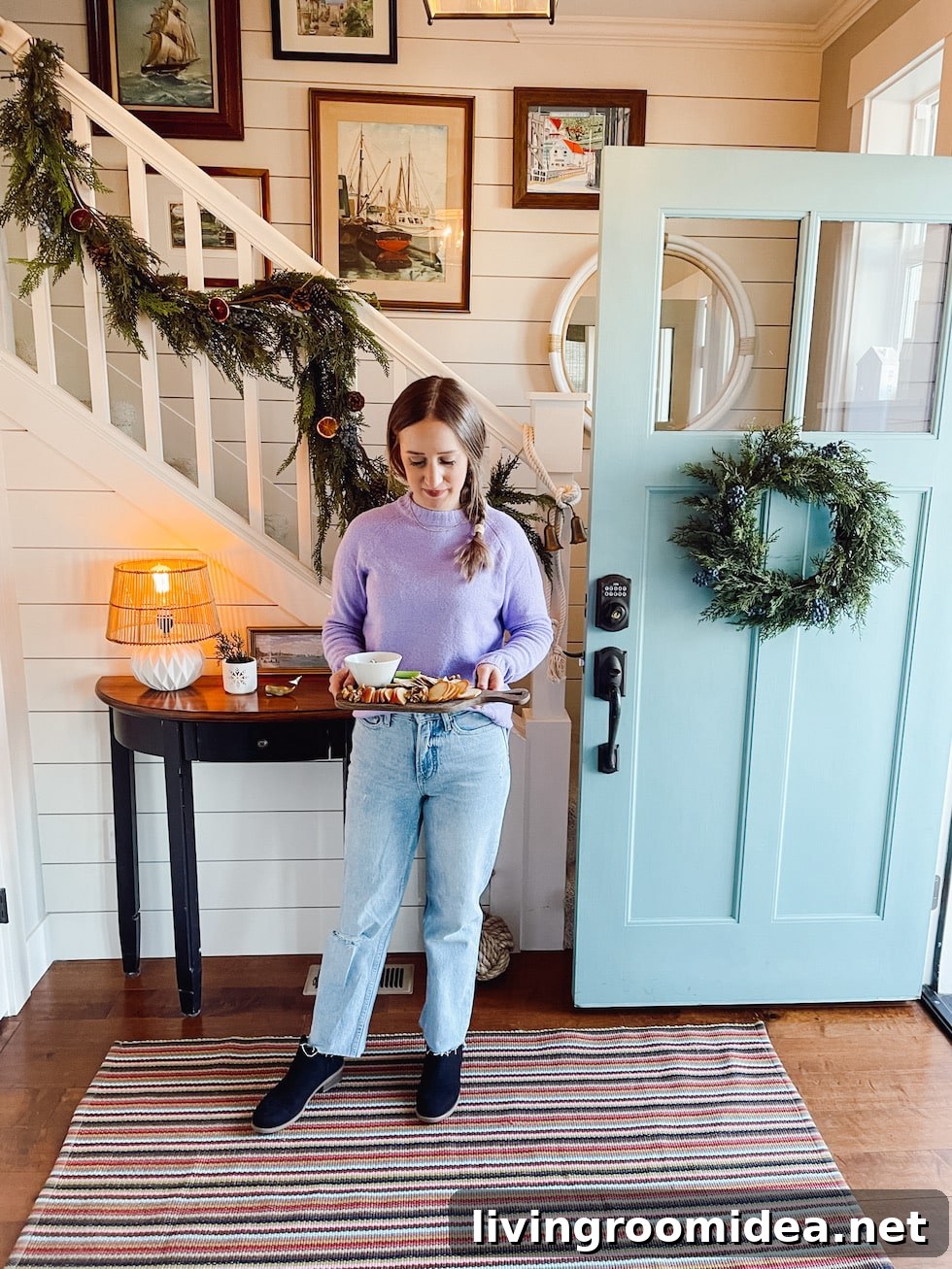 4 Casual Gatherings: What to Wear and Gift Ideas for Each 3 img 149242 2 1