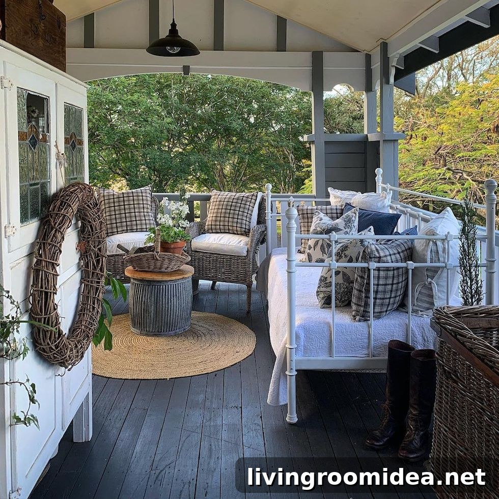 Come see these inviting outdoor spaces in today's strolls and scrolls inspiration posts!