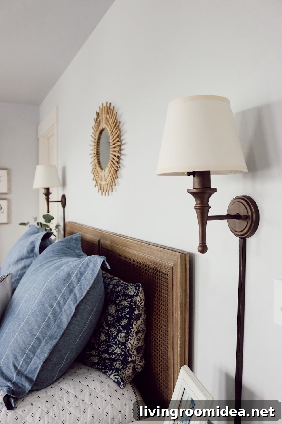 Home Decor and Furniture Finds: Top Presidents’ Day Sales 2023 4 Plug in wall sconces