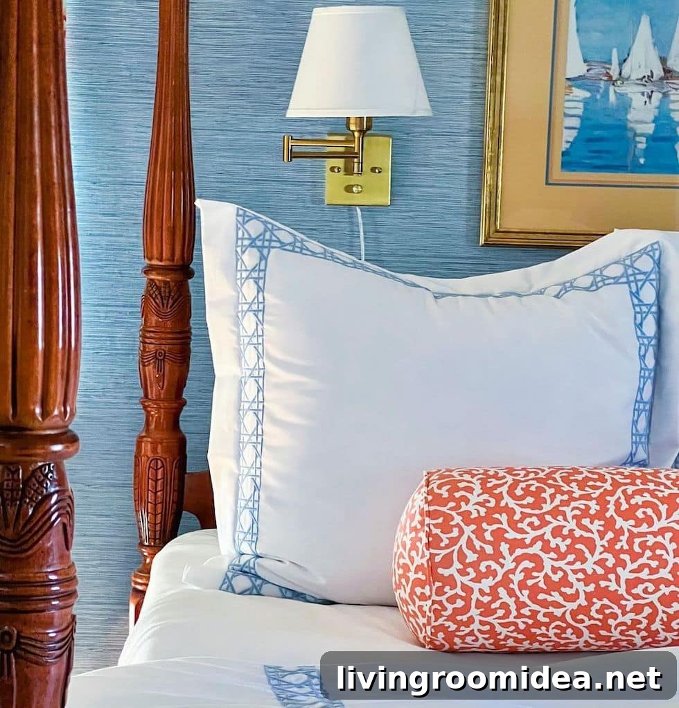 Enjoy these lovely rooms with wallpaper in today's strolls and scrolls inspiration post! 