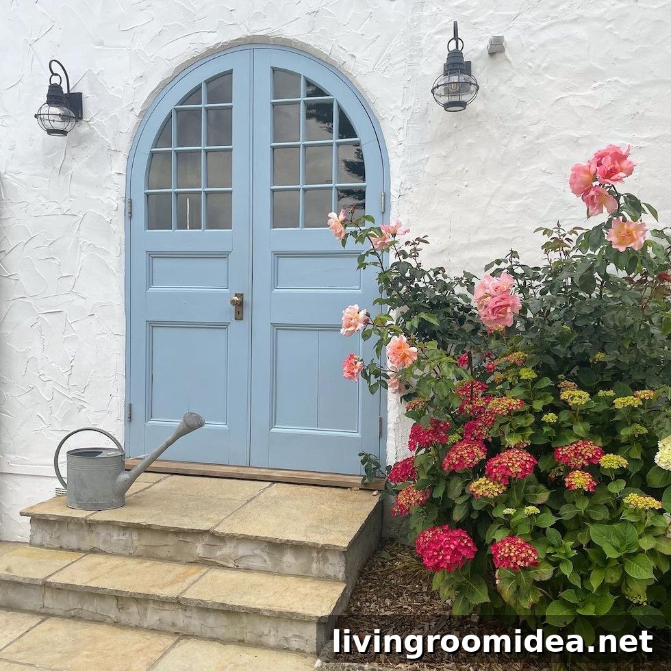 Find 5 blue green doors dressed up for spring and summer in today's strolls & scrolls post!