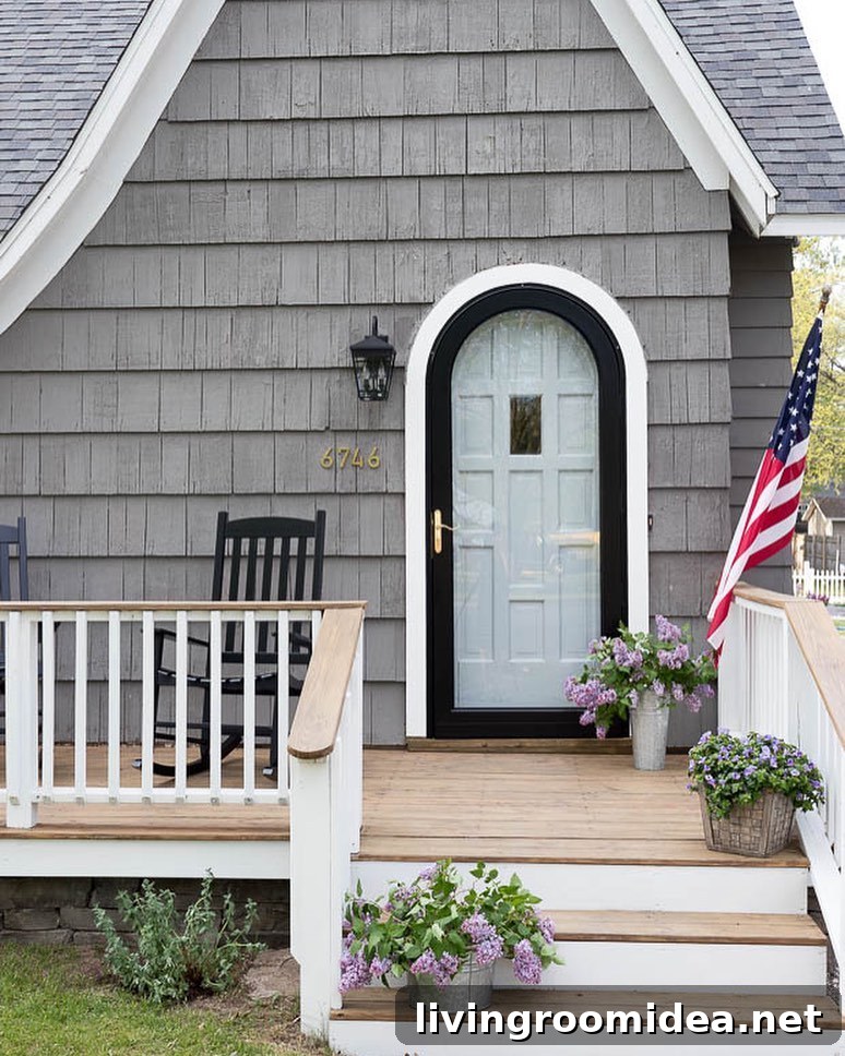 Find 5 blue green doors dressed up for spring and summer in today's strolls & scrolls post!