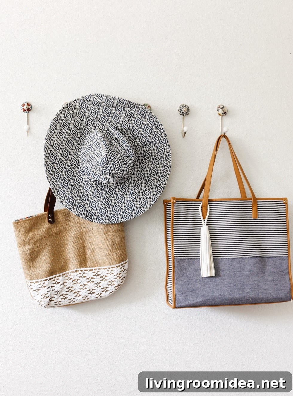 Summer decorating with hooks
