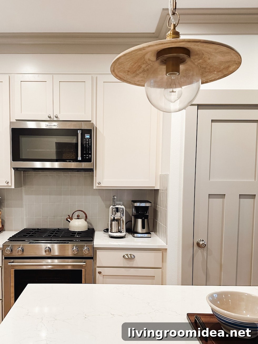 Beach cottage kitchen