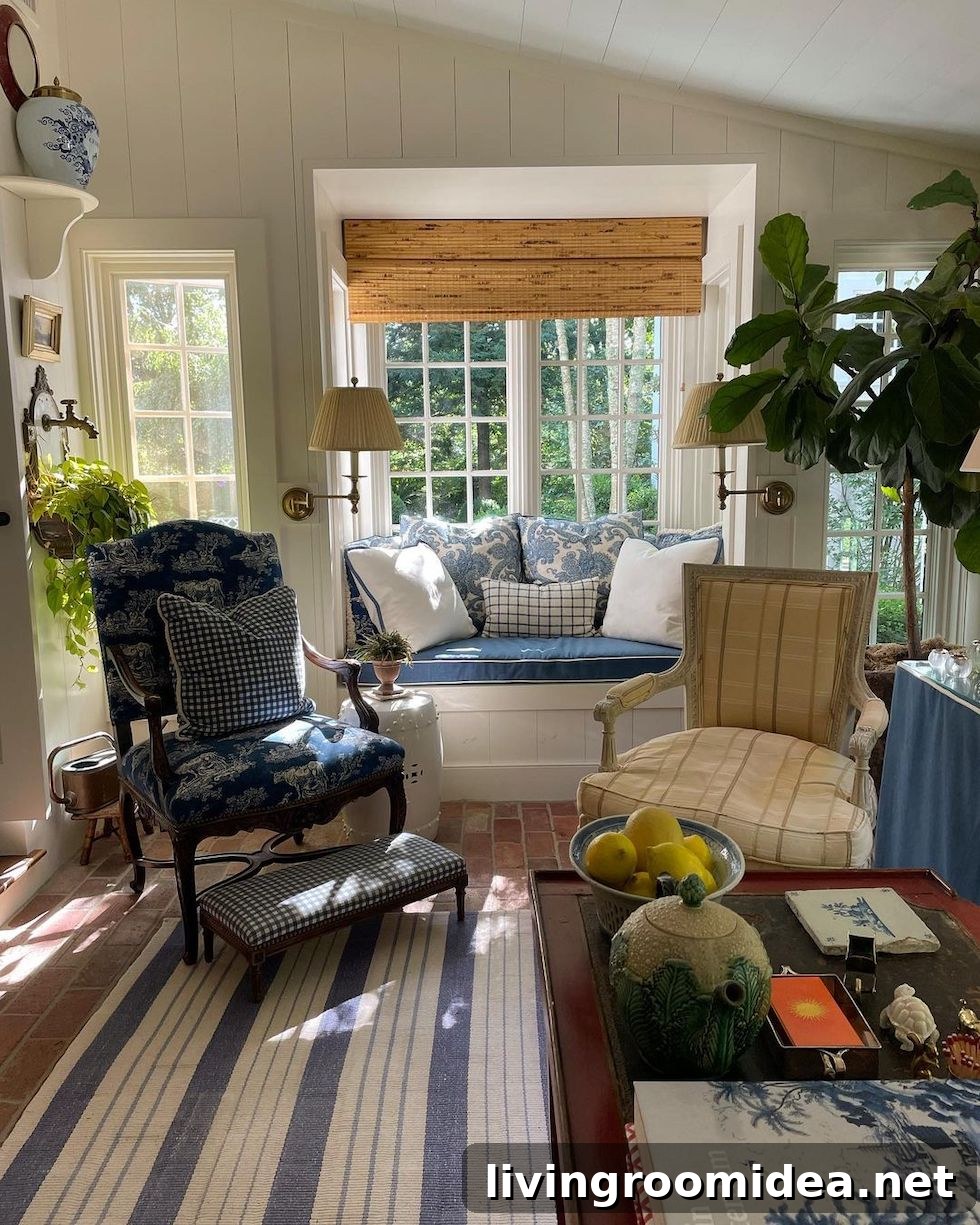 Blue and white rooms: My Sunday Scrolls and Strolls inspiration rooms!