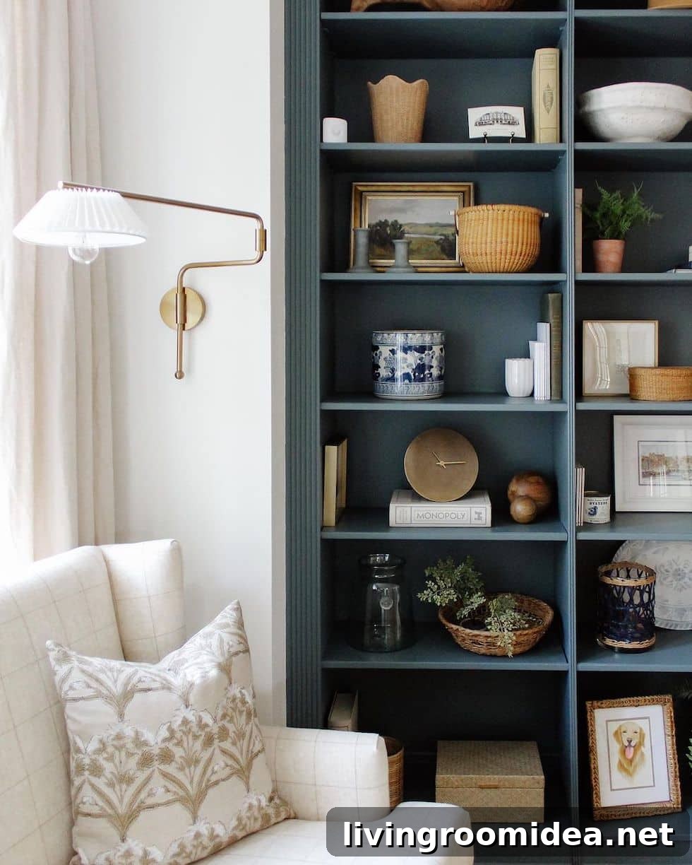 Blue and white rooms: My Sunday Scrolls and Strolls inspiration rooms!