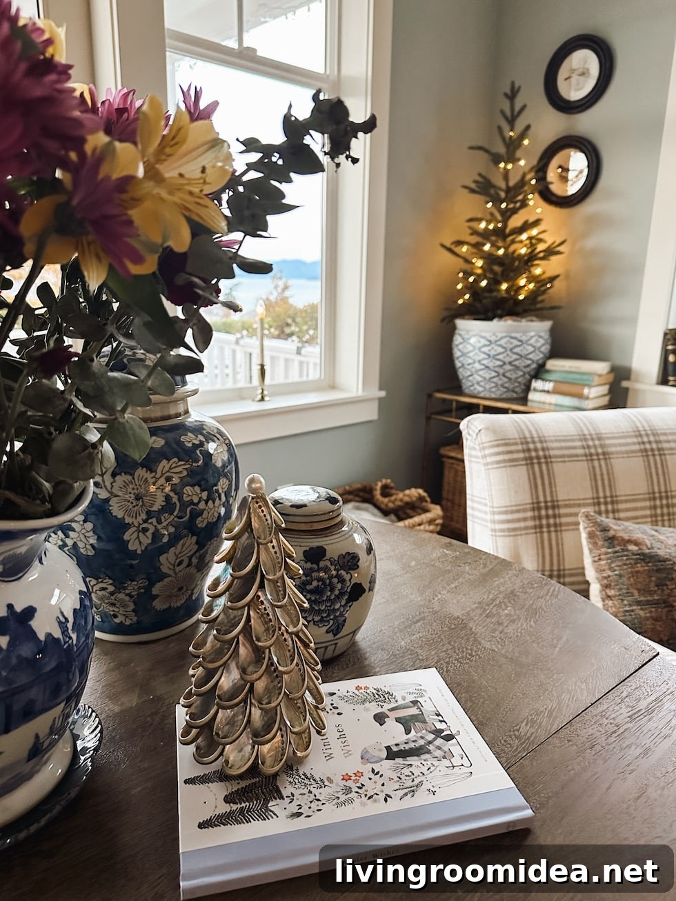 Coastal Christmas Decorating