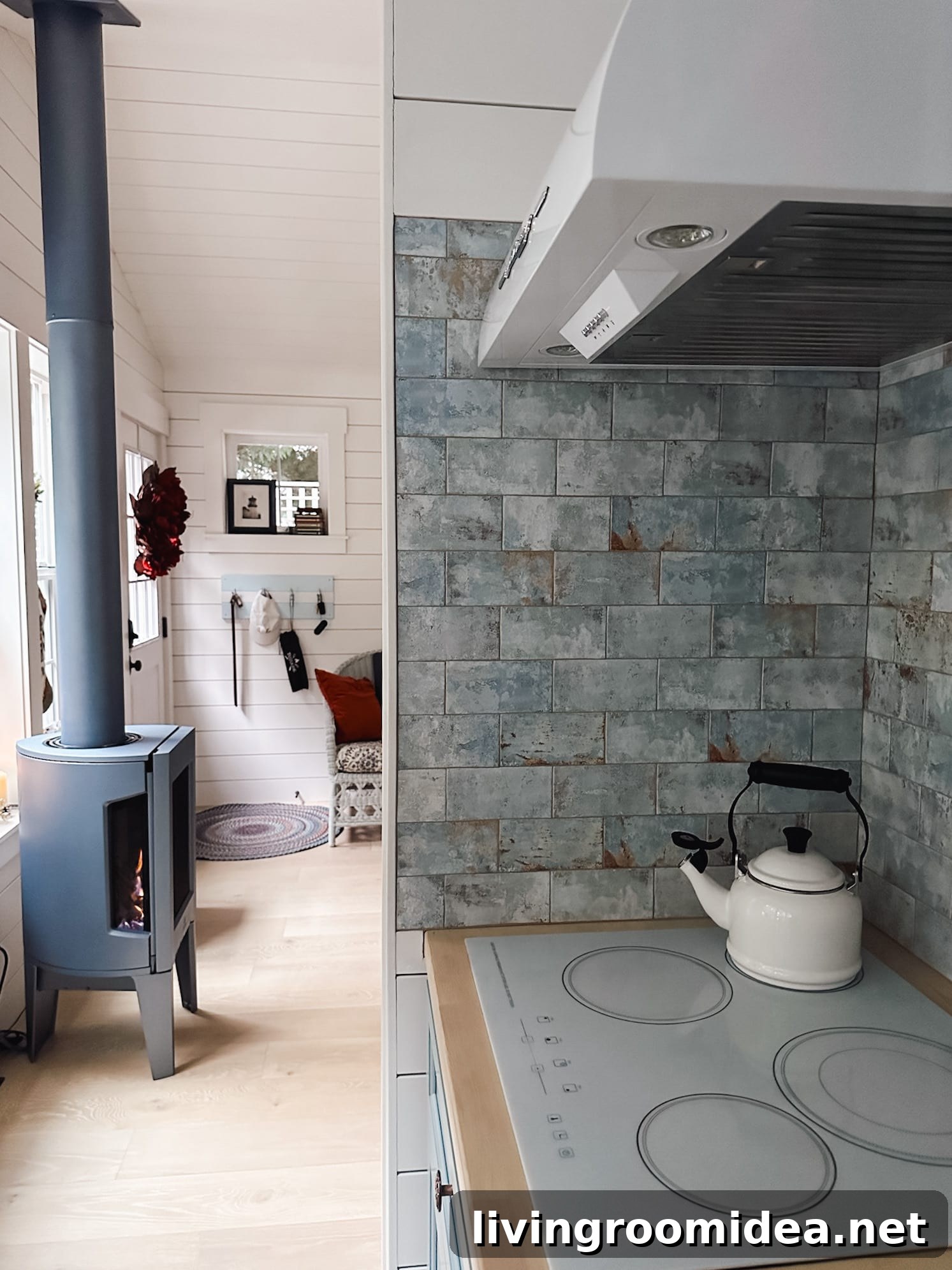 Tiny Cottage Subway Tile 