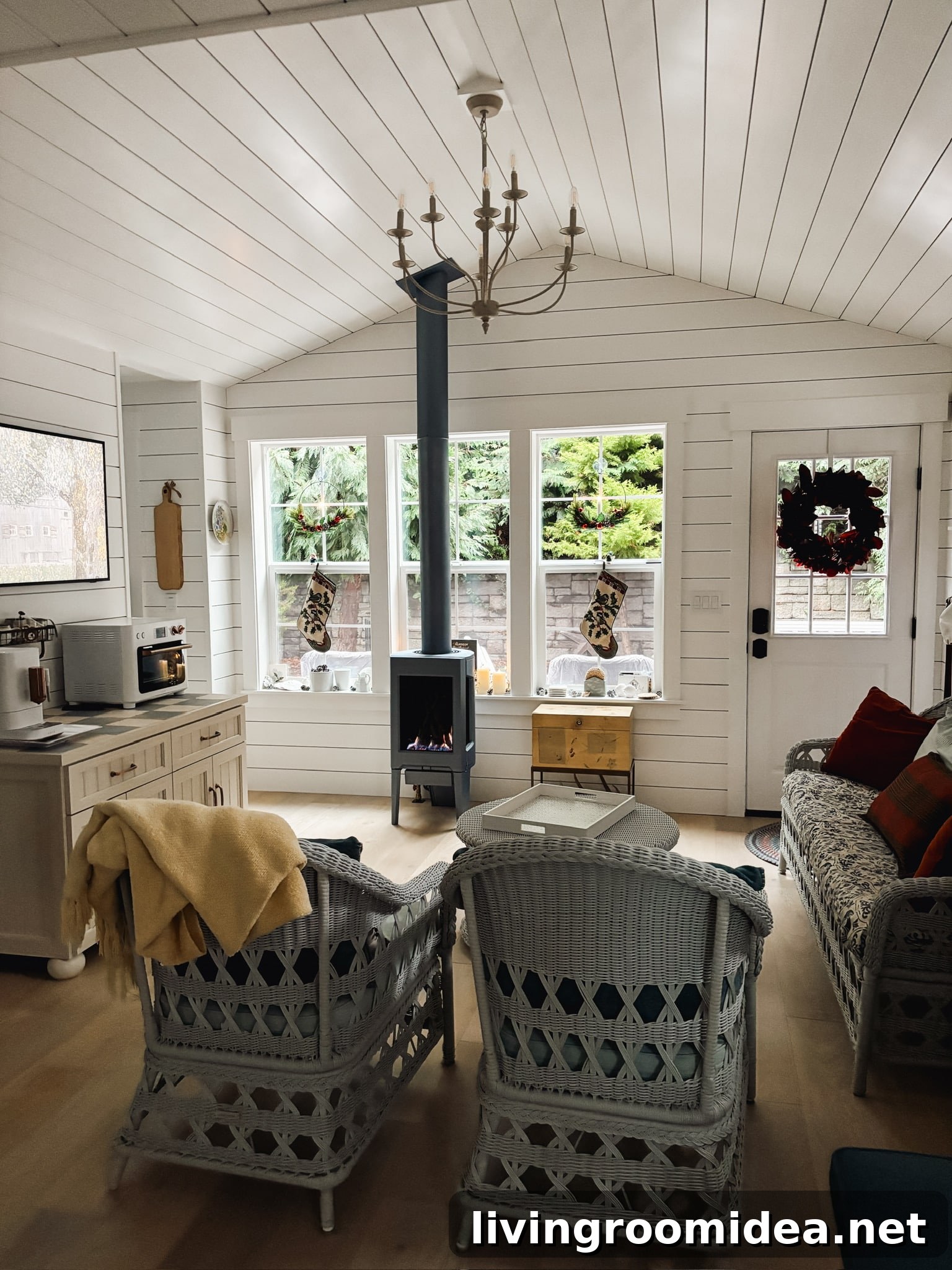 Tiny cottage by the sea