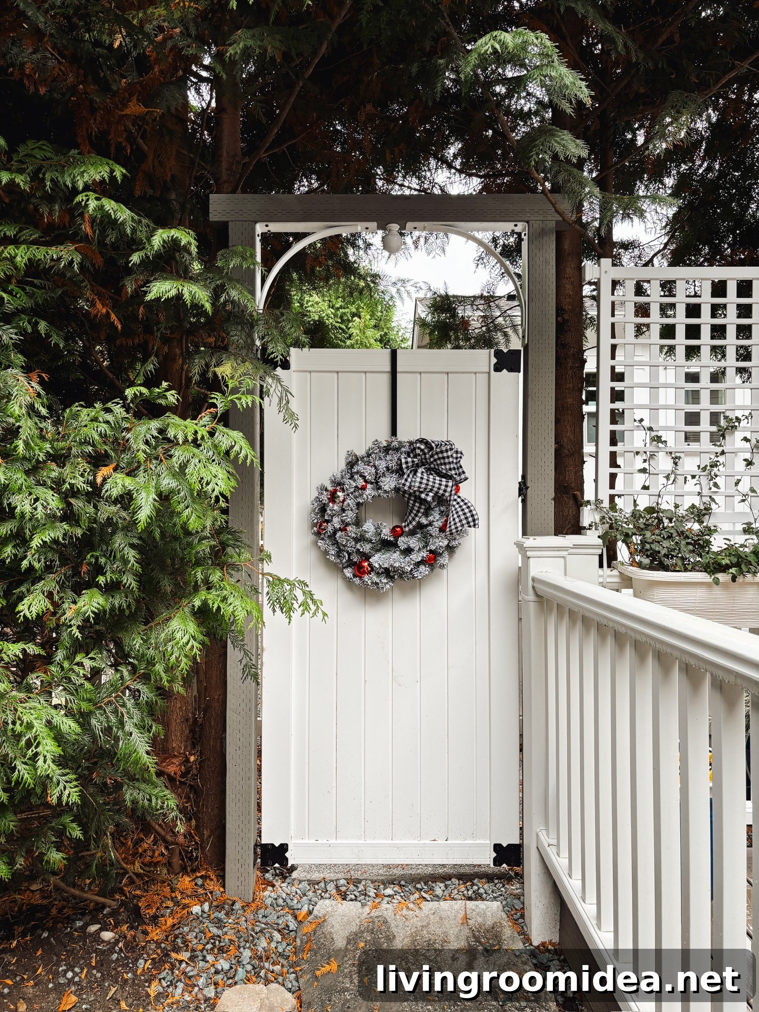 Tiny cottage christmas
