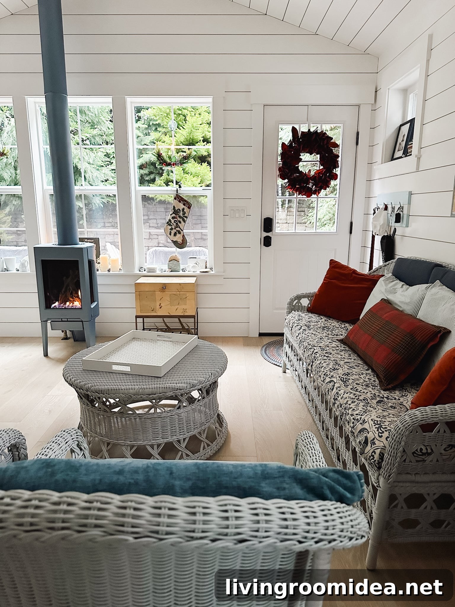 Tiny cottage tour