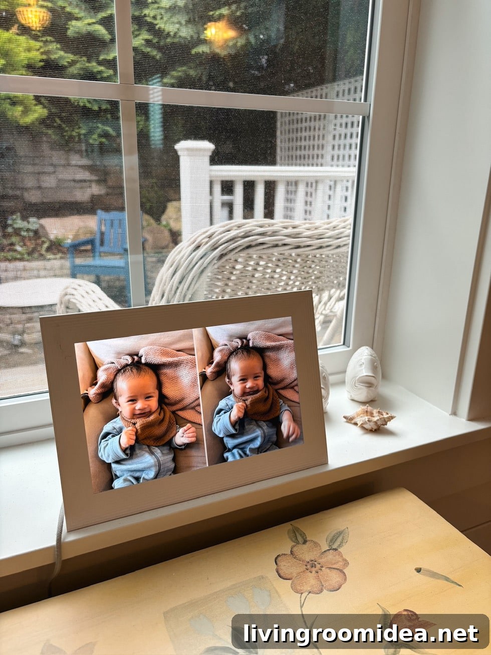 Father’s Day Gift Ideas 2024 — Unique Picks and My Favorite Gift 4 Digital picture frame on a shelf