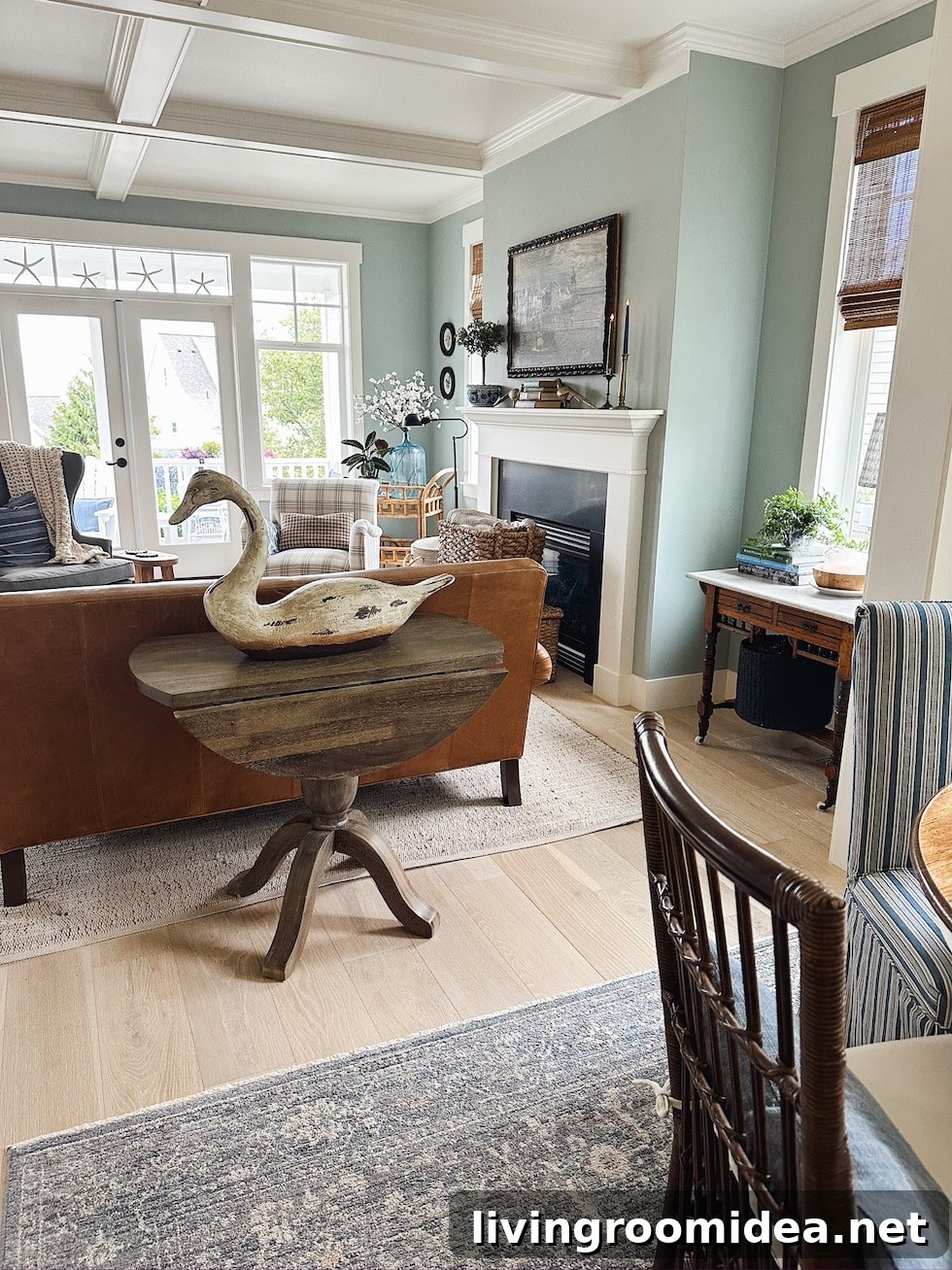 Vintage Swan Finds and New Cottage Décor from Etsy 4 img 168300 3