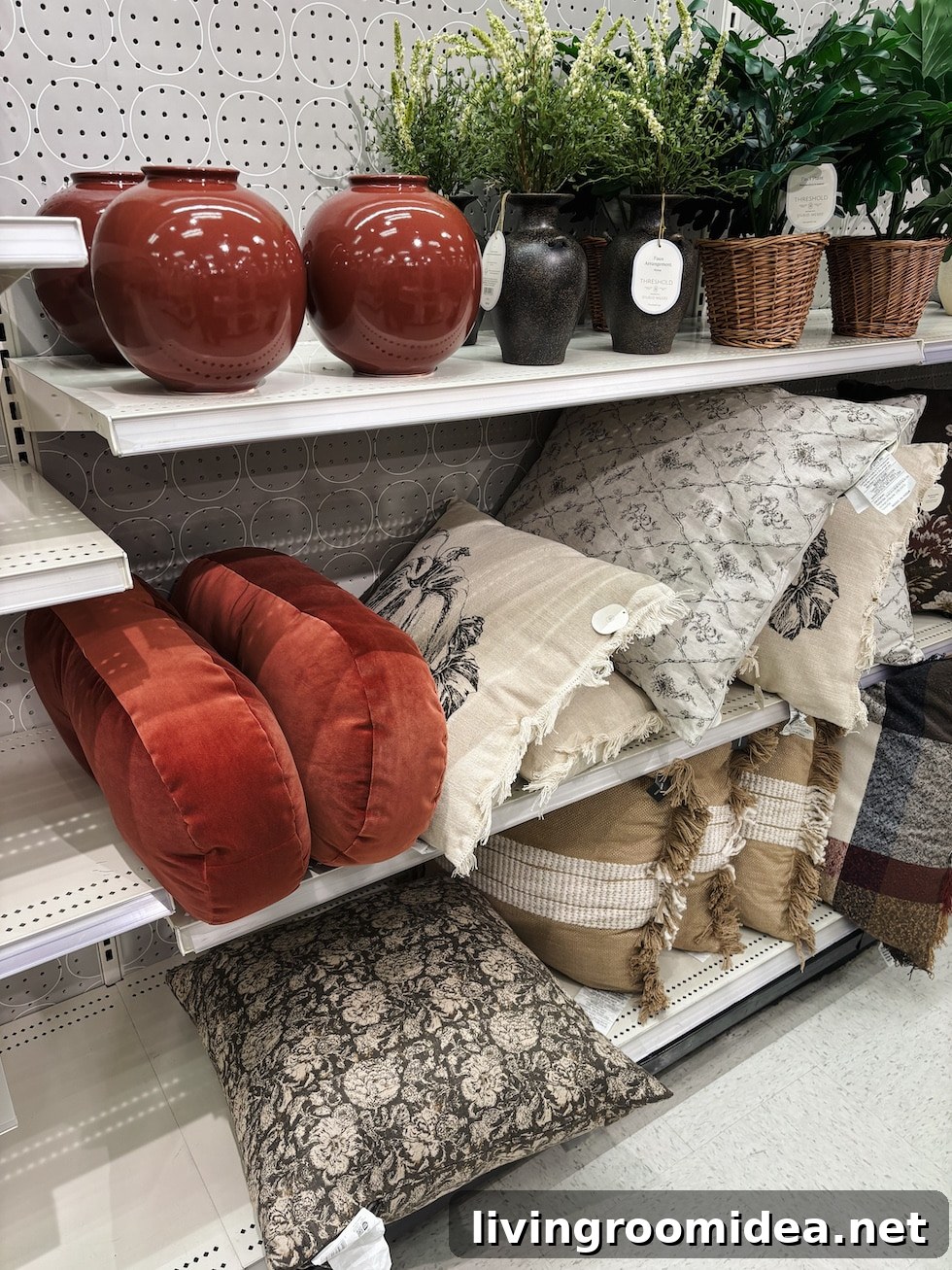 Target Fall Decor 2024: Stylish Mood Boards and Shopping Guide 2 Cozy styling
