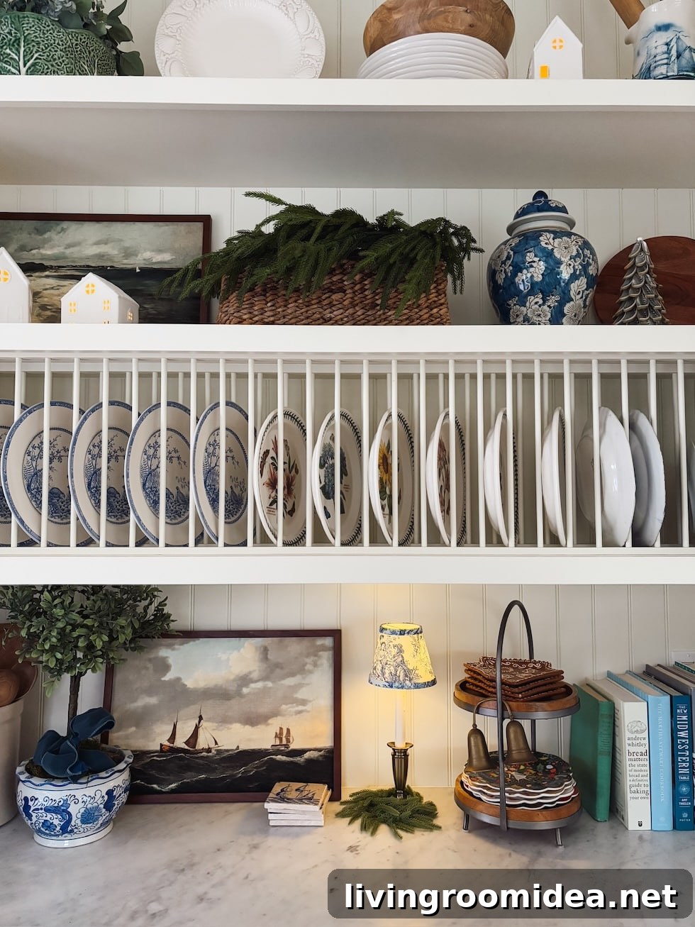 Coastal Cottage Christmas Home Tour 2024: Coastal Holiday Decor Ideas 19 img 173485 24