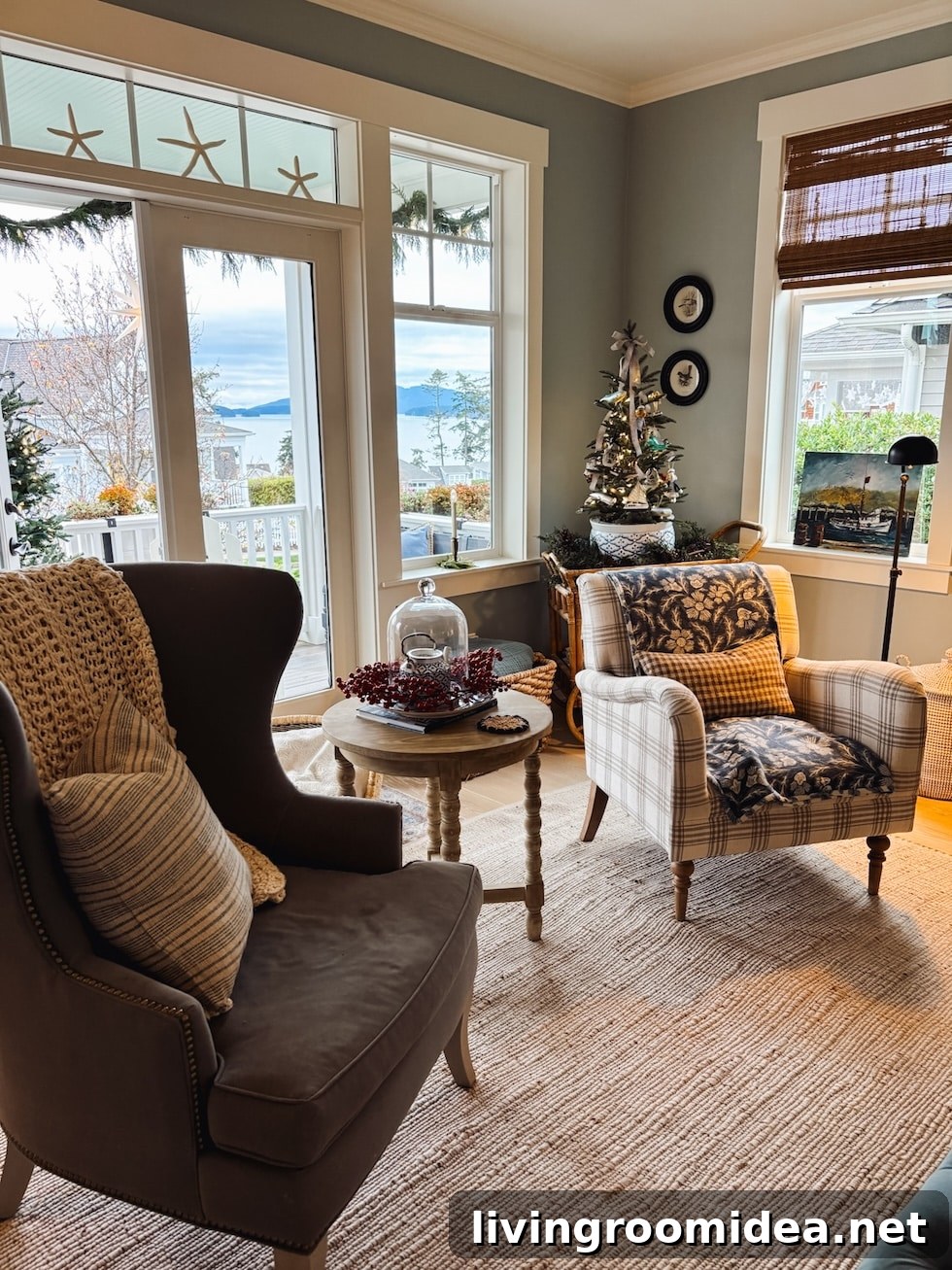 Coastal Cottage Christmas Home Tour 2024: Holiday Decorating Ideas 53 img 173485 59 1