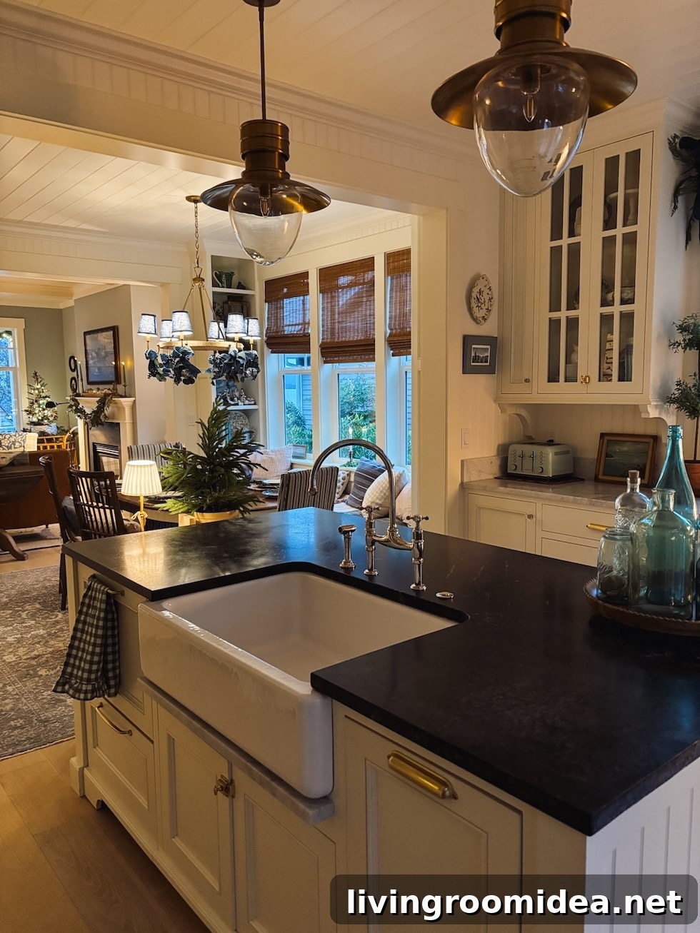 Coastal Cottage Christmas Home Tour 2024: Coastal Holiday Decor Ideas 56 img 173485 67
