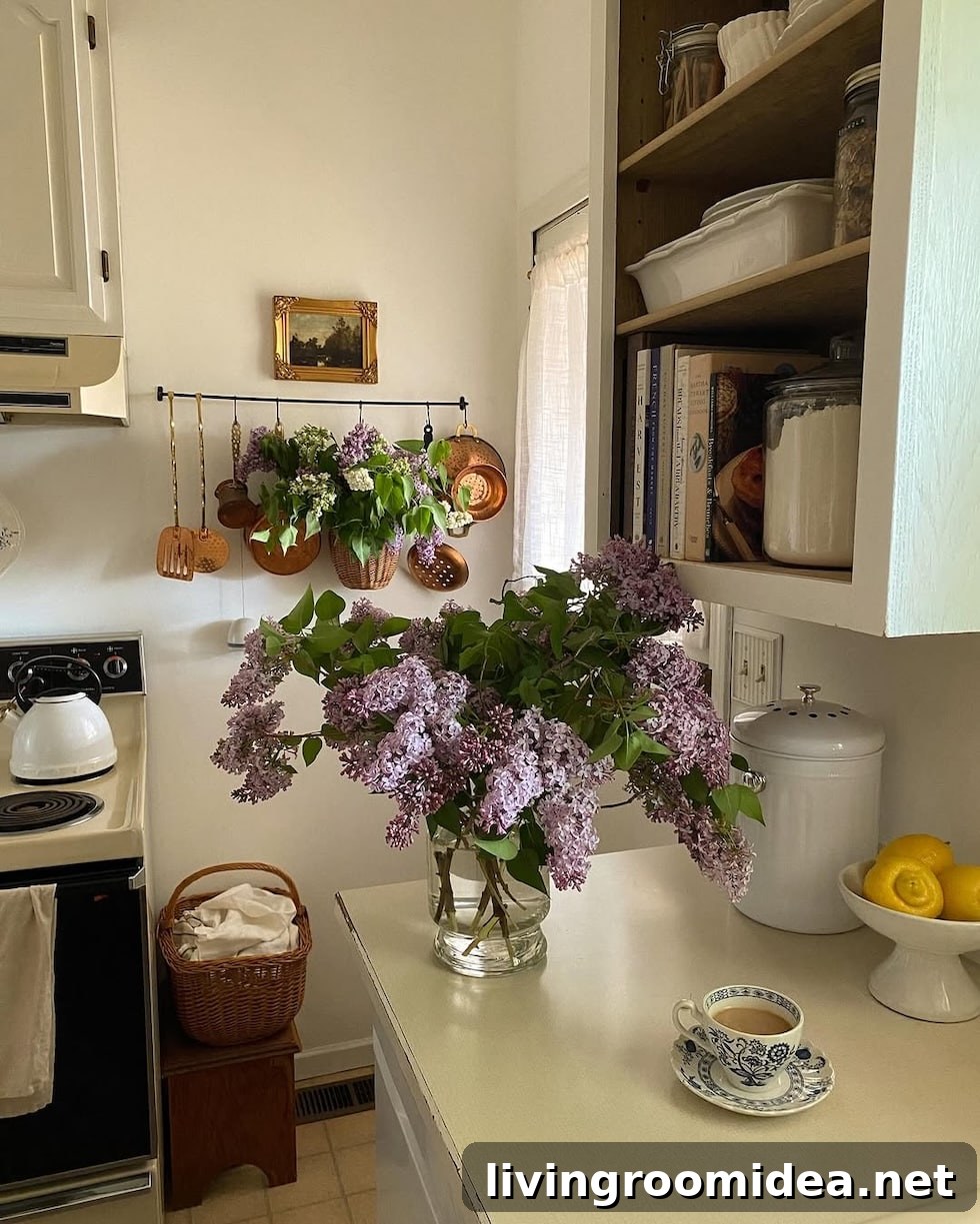 5 Cozy Cottage Kitchens That Feel Like a Warm Hug — Sunday Strolls & Scrolls 5 img 176260 4 2