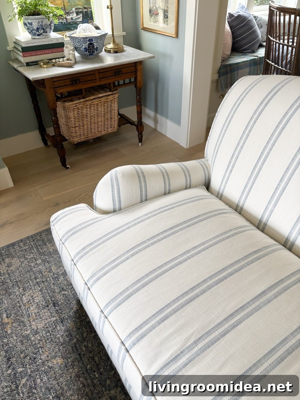 New Striped Couch Arrival: Honest First Impressions and Review 4 img 176635 3 1