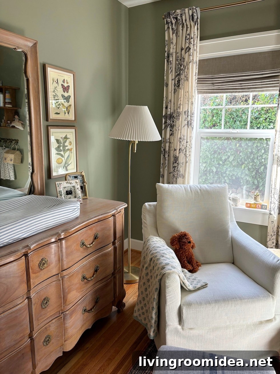 Dresser and art