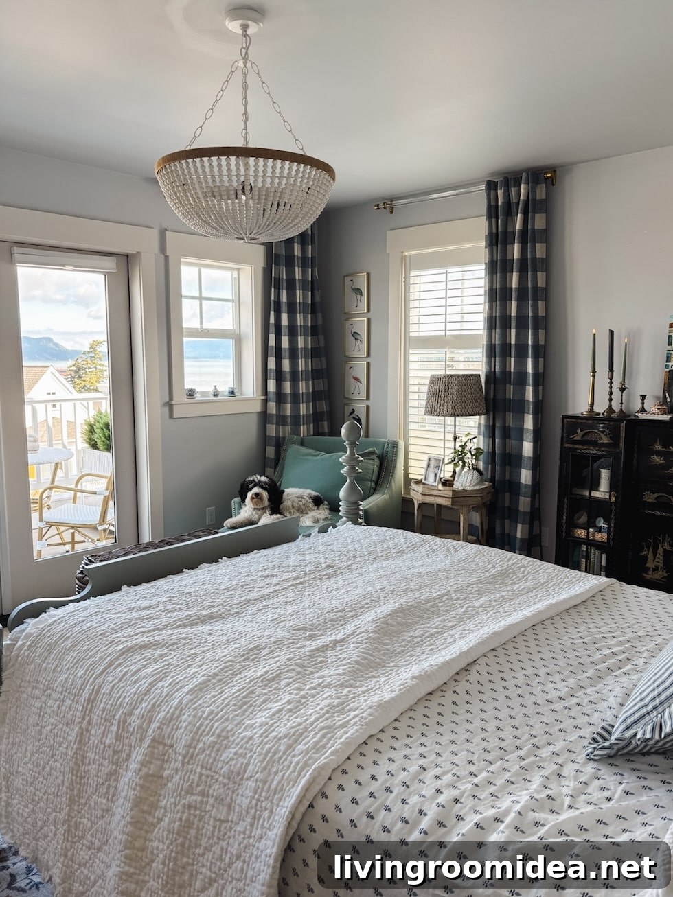 Choosing a Bedroom Paint Color: How to Decide About Stripes 5 img 178046 4