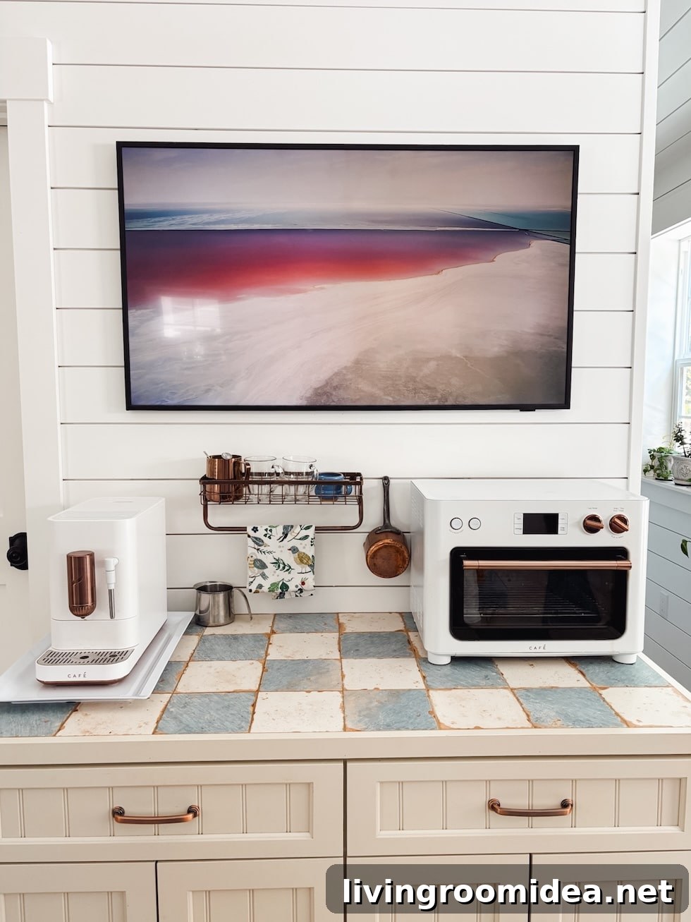 400-Square-Foot Summer Cottage: Smart Tips for Small-Space Living 12 img 178823 11 1