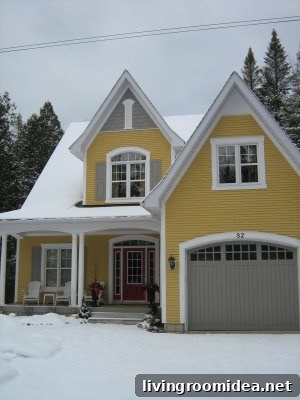 yellow-house-exterior img 18149 10