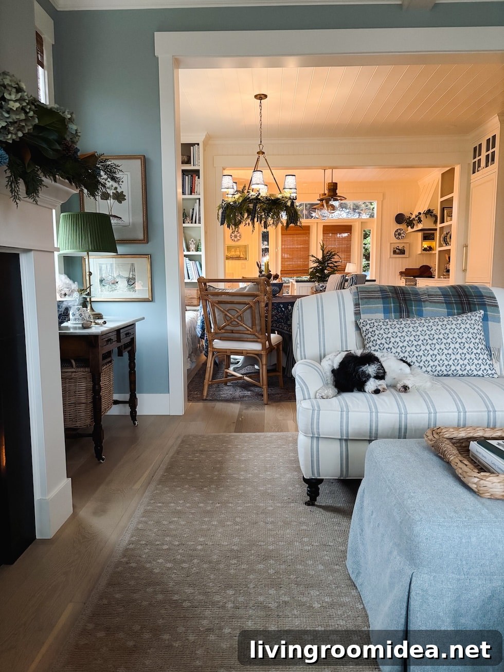 Coastal Cottage Christmas Mantel: Florals and Greenery Ideas 9 img 183988 9 2
