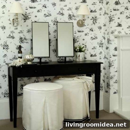 Homes & Gardens black console table img 18560 10 1