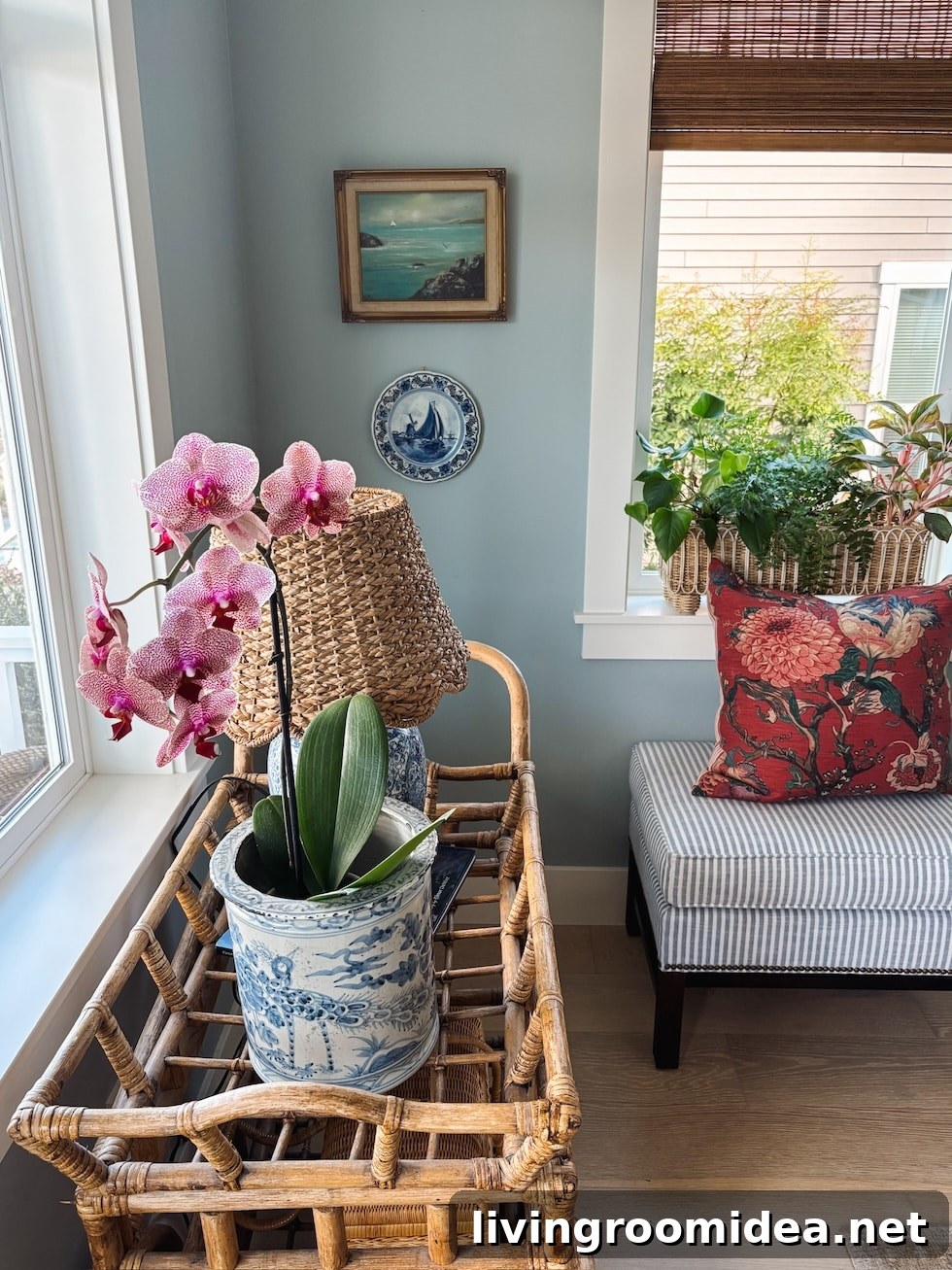 Coastal Cottage Paint Colors: Benjamin Moore & Sherwin-Williams Picks 5 img 188592 4 1
