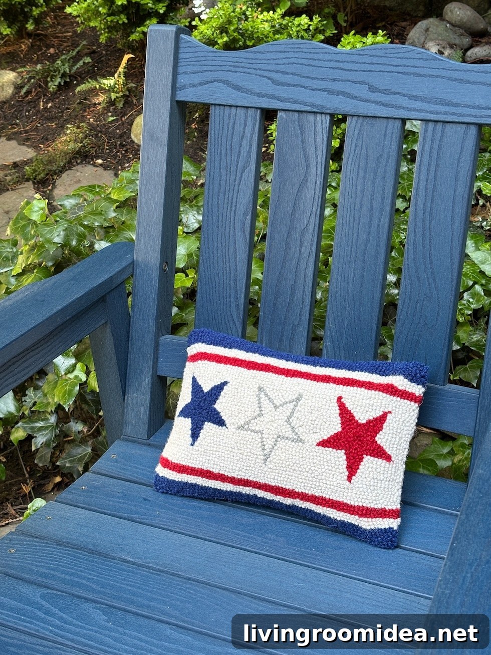 Summer-Ready Home: Stylish Red, White & Blue Decorating Ideas 11 img 193423 11