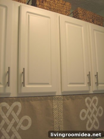 Stencil Decorative Pillow and Curtain Panels: Step-by-Step Guide 6 Stenciled curtain detail 5