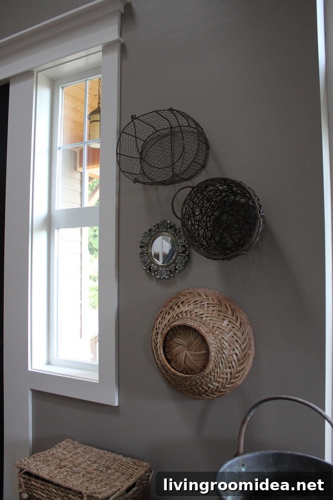What to Hang on a Wall: Creative Ideas for Every Room 2 what to hang on a wall