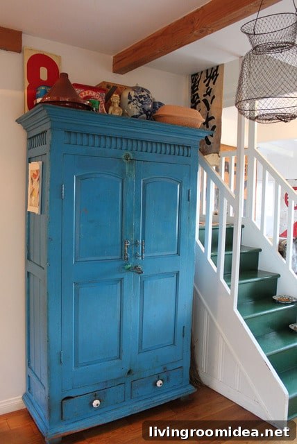 Pinterest-Inspired Home Decor Ideas 5 111011CaitlinWyldeHouseTour_12_rect640