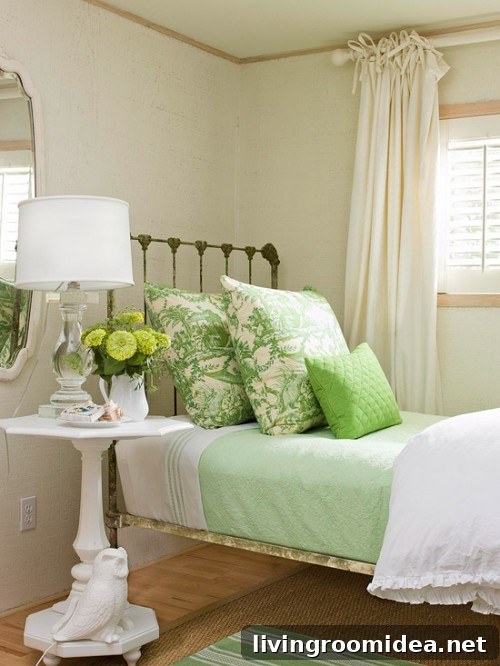 BHG decorating layered mint bedding img 28953 3