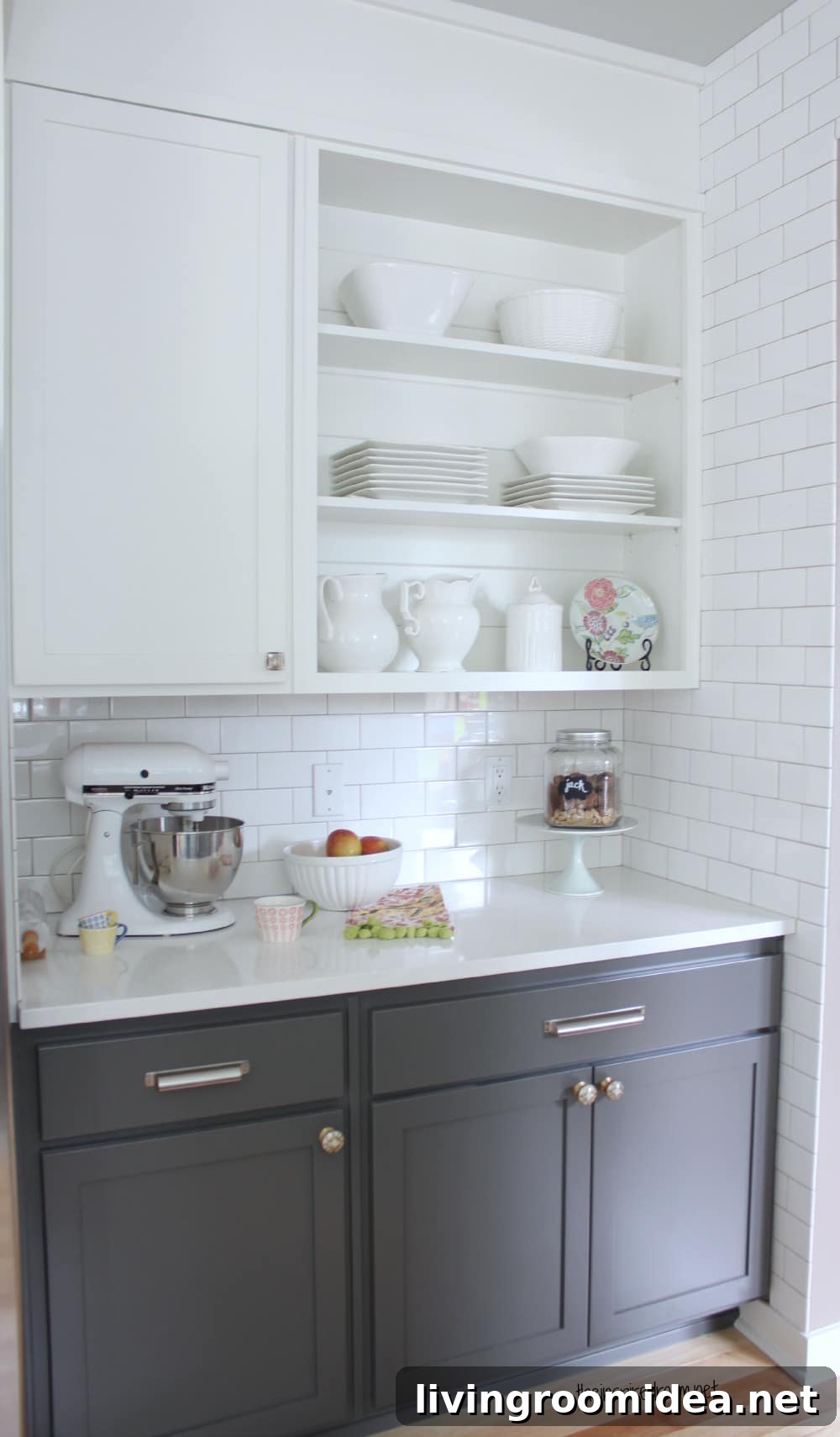 two toned kitchen cabinets
