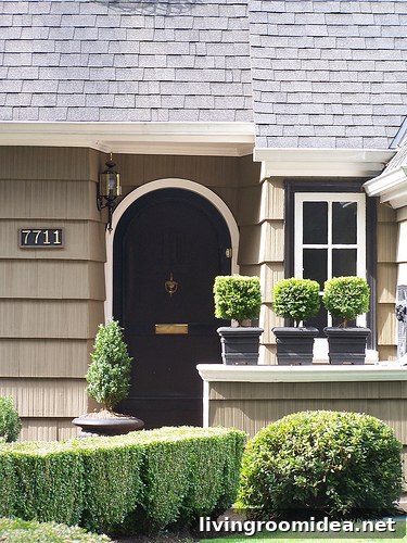 boxwoods to define entry boxwoods to define entry