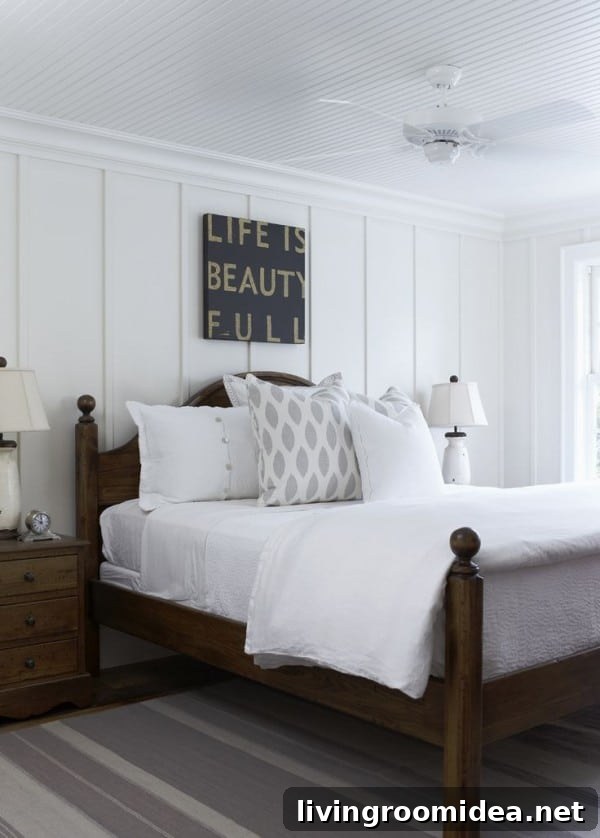 White and Wood Cottage: Cozy Modern Farmhouse Style Inspiration 8 bedroom