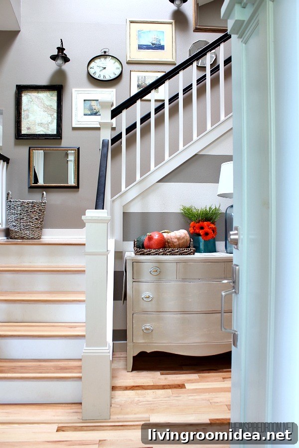 Fall entry decor