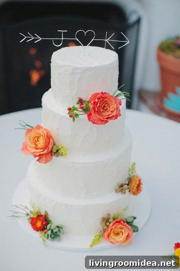 Romance Week: Romantic Wedding Reception Ideas and Inspiration 7 Photography by Matthew Morgan: (http://matthewmorgan.net/blog/ ) and Cake by Cinderella Cakes (cinderellacakes.com)