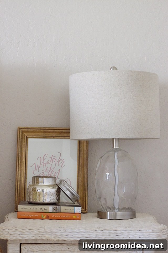 Preparing Your Guest Room for Overnight Visitors: 7 Practical Tips 8 Guest room decorating