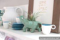 Elephant and Air Plant: Creative Ways to Display Tillandsia with Sculpture
