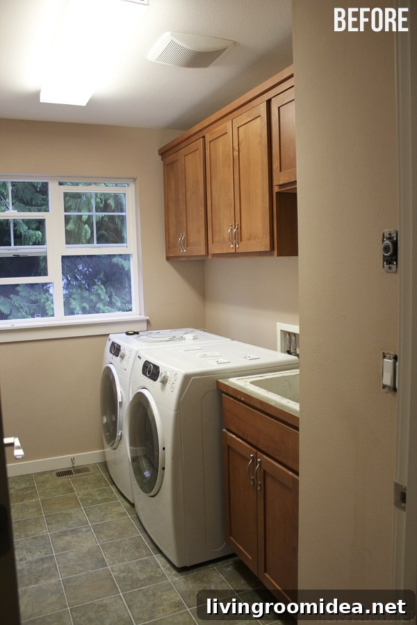 Laundry Room Before Pic